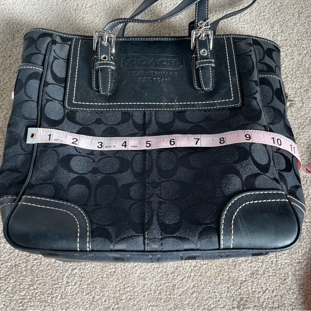 🌷 Coach Shoulder Bag 🌷 - Picture 4 of 8